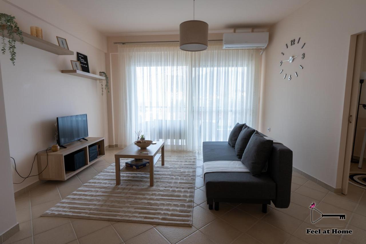 Feel At Home - Kalamata - Near The Center ภายนอก รูปภาพ