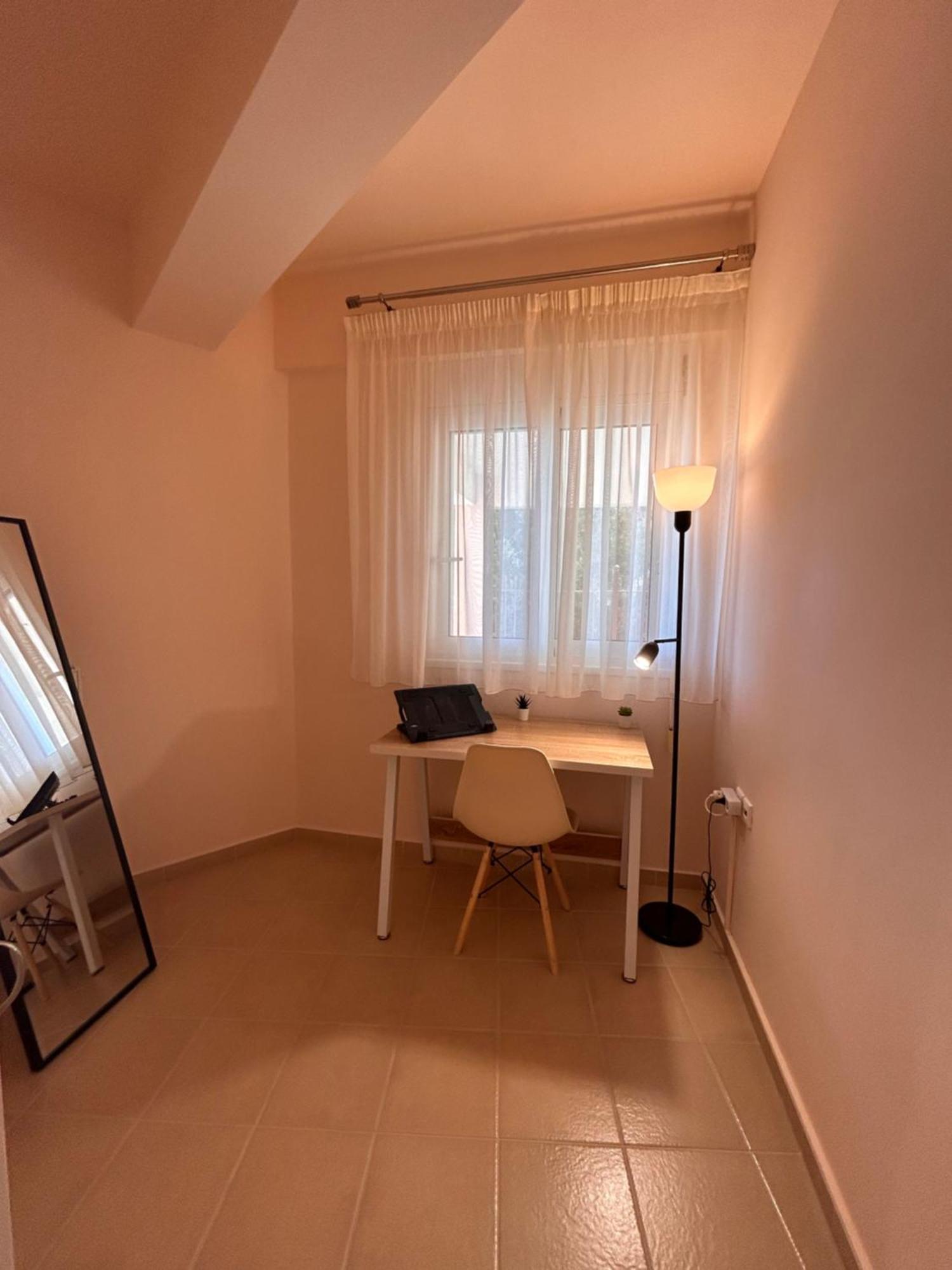 Feel At Home - Kalamata - Near The Center ภายนอก รูปภาพ