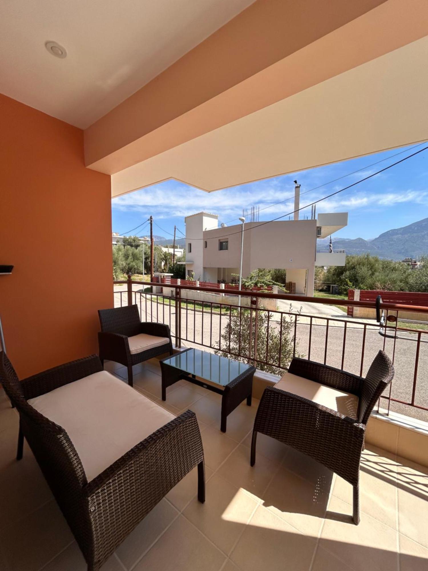 Feel At Home - Kalamata - Near The Center ภายนอก รูปภาพ