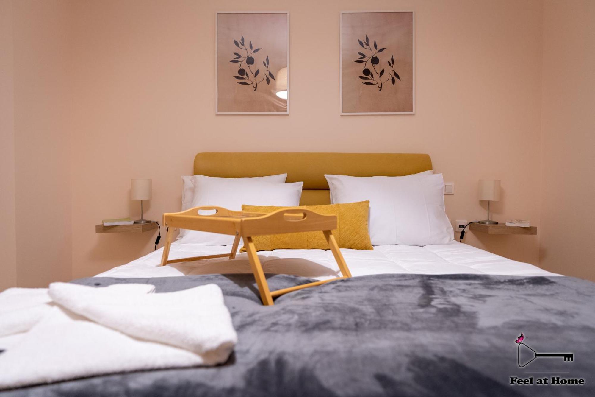 Feel At Home - Kalamata - Near The Center ภายนอก รูปภาพ