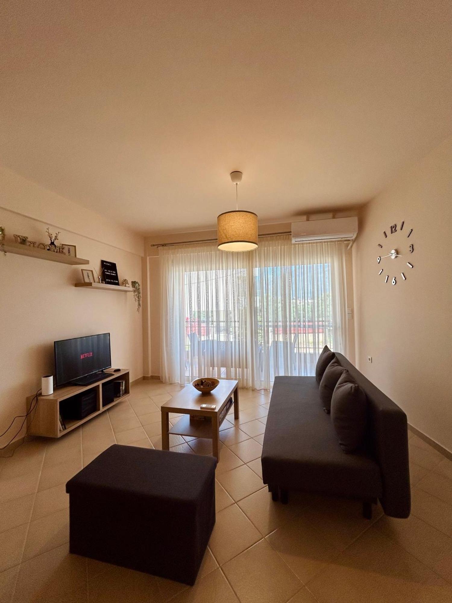 Feel At Home - Kalamata - Near The Center ภายนอก รูปภาพ