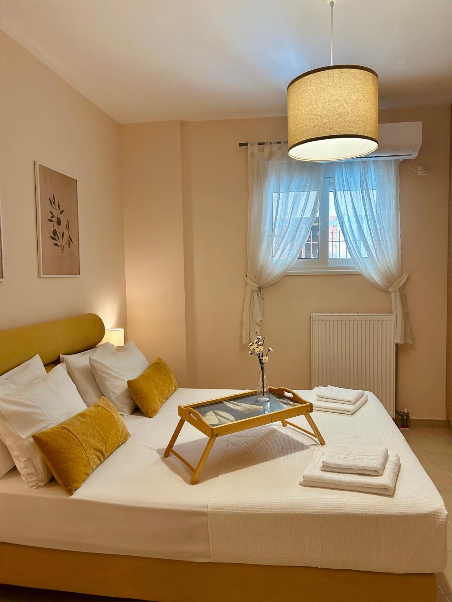 Feel At Home - Kalamata - Near The Center ภายนอก รูปภาพ
