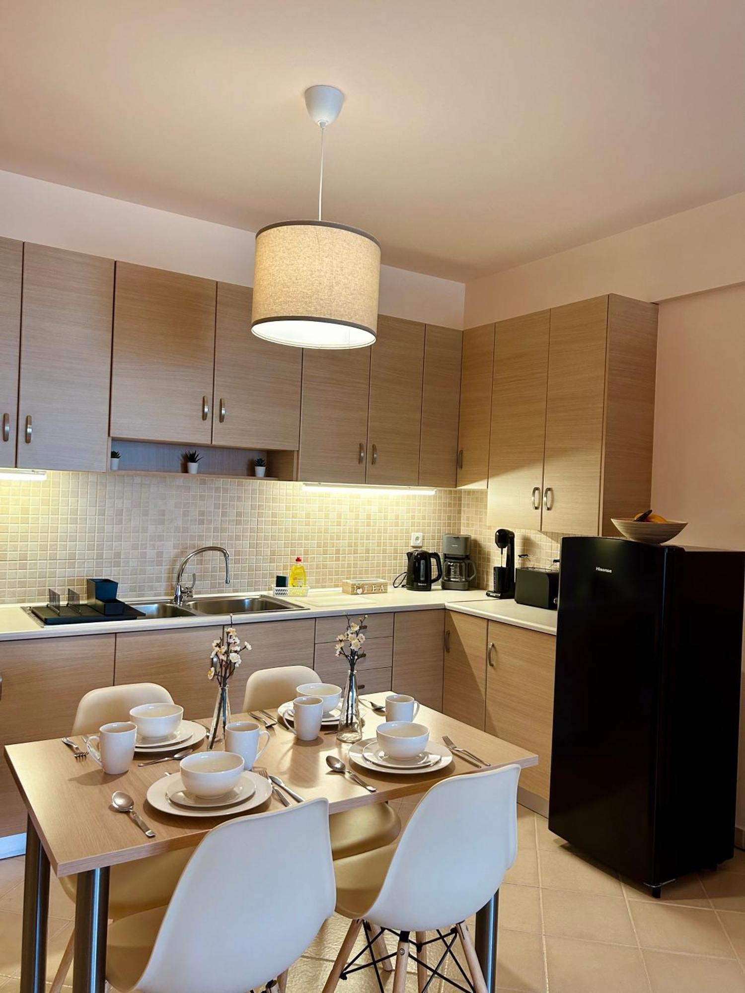 Feel At Home - Kalamata - Near The Center ภายนอก รูปภาพ