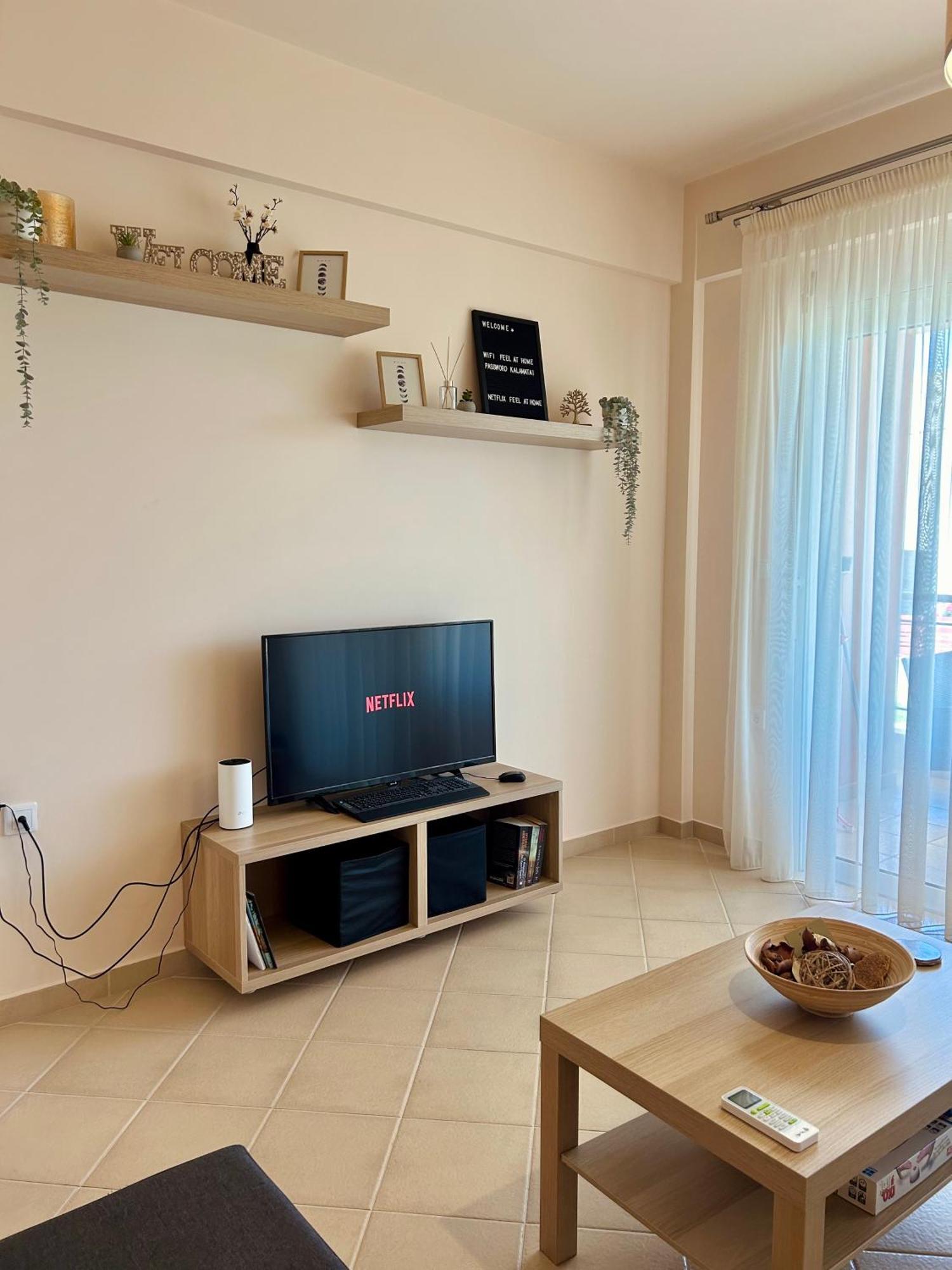 Feel At Home - Kalamata - Near The Center ภายนอก รูปภาพ