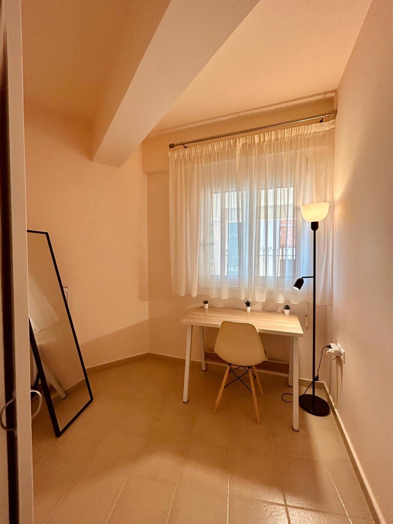 Feel At Home - Kalamata - Near The Center ภายนอก รูปภาพ